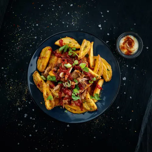 Loaded Fries CRISPERS mit Pulled Chicken