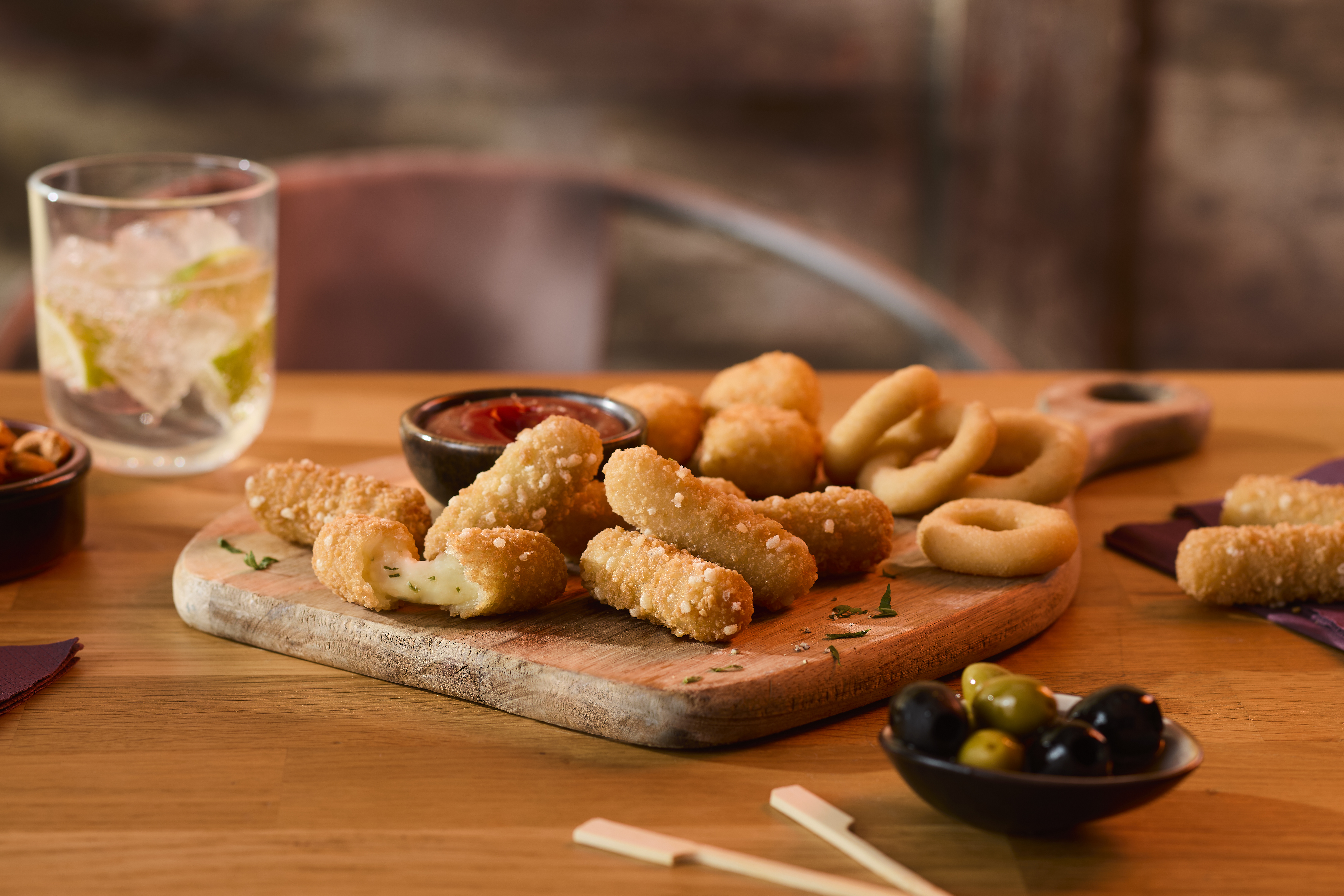 Cheesy Garlic Dippers